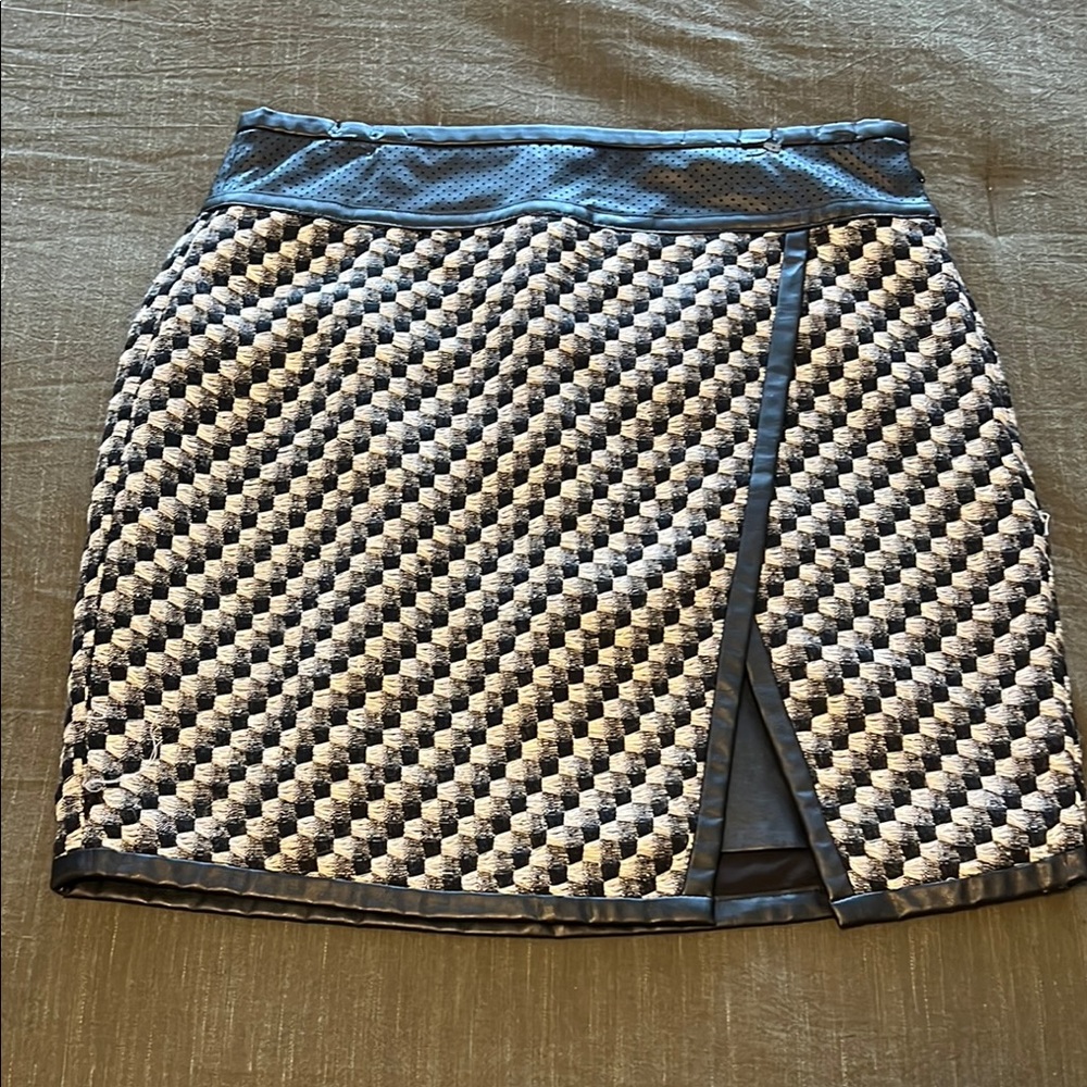 Ann Taylor Black and White Pencil Mini Skirt